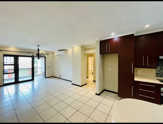 3 BEDROOM APARTMENT RENTED IN SUNNINGHILL
